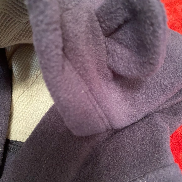 Fleece sweatshirt - Picture 2 of 3